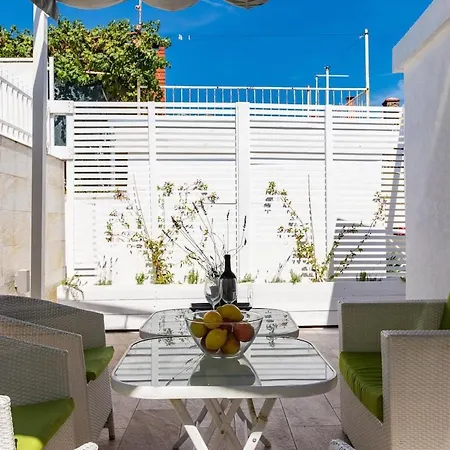 Gridolina Apartment *